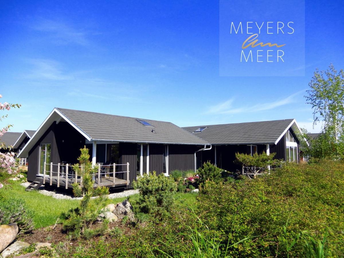 Schwarzes Holzferienhaus Mit Sauna -- Feldrain -- An Der Ostsee, Zierow Bei Wismar, 4-6 Personen Εξωτερικό φωτογραφία