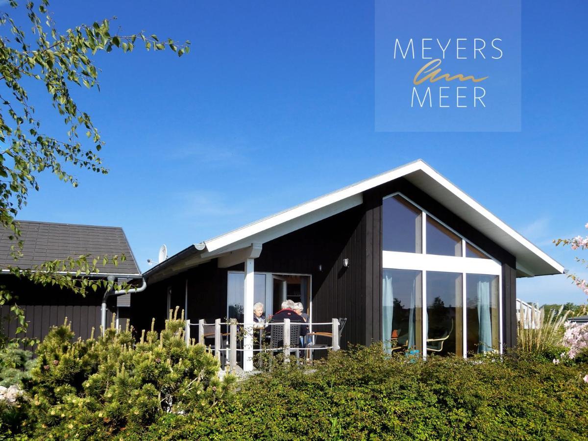 Schwarzes Holzferienhaus Mit Sauna -- Feldrain -- An Der Ostsee, Zierow Bei Wismar, 4-6 Personen Εξωτερικό φωτογραφία