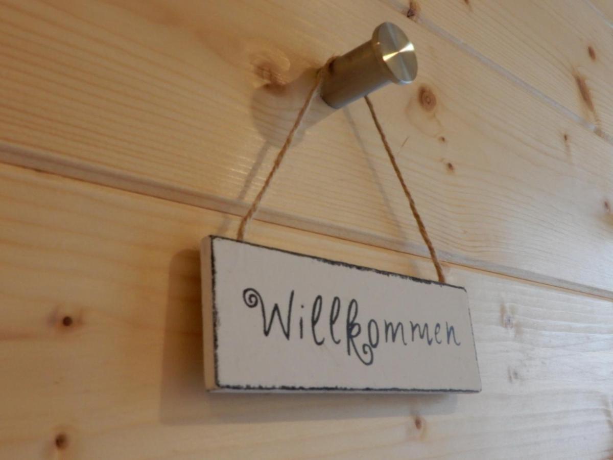 Schwarzes Holzferienhaus Mit Sauna -- Feldrain -- An Der Ostsee, Zierow Bei Wismar, 4-6 Personen Εξωτερικό φωτογραφία